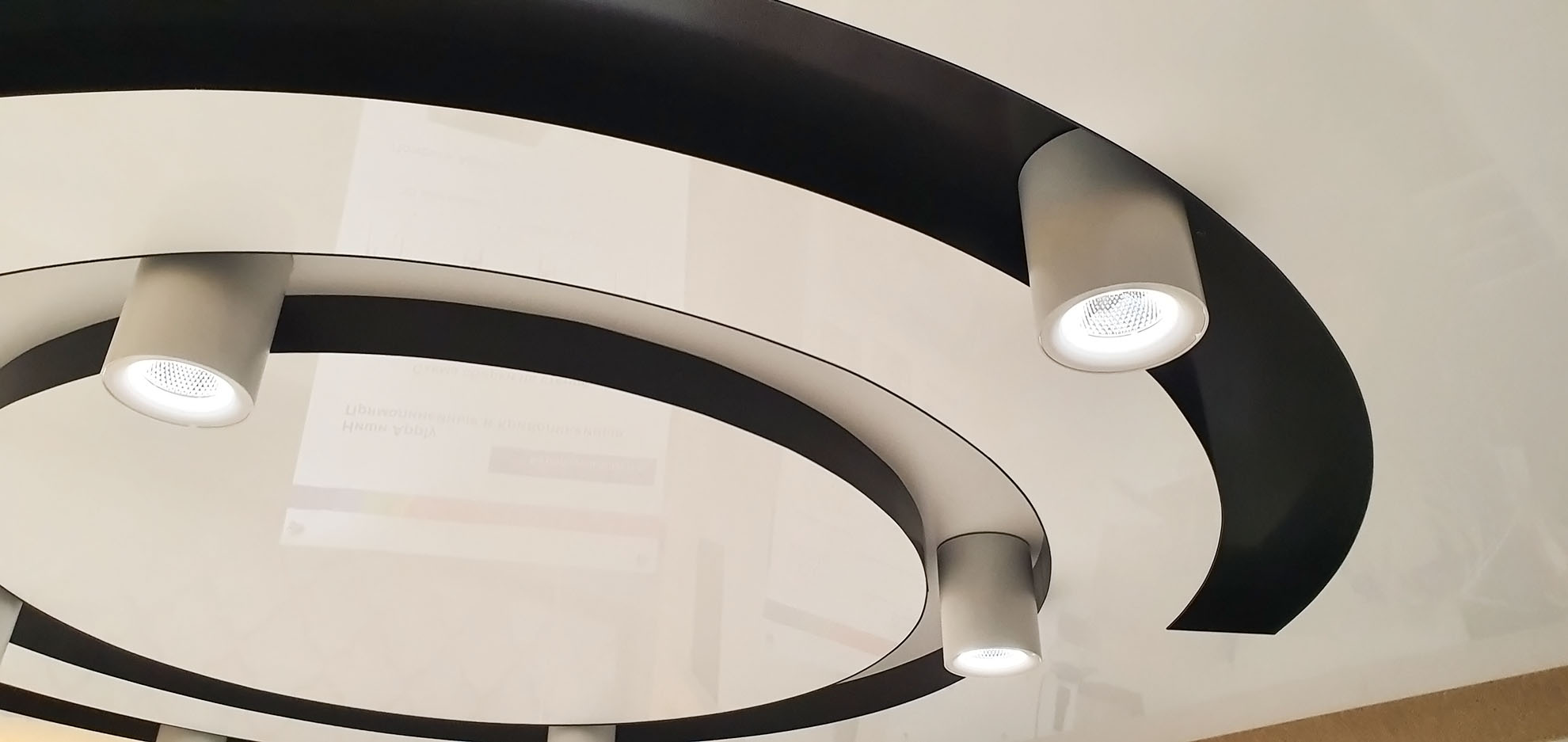 Круглые Ниши Apply